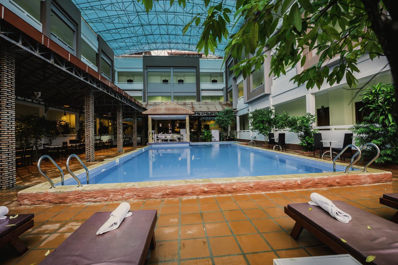 Sihanoukville Plaza Hotel エクステリア 写真